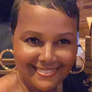 Meet your Posher, Artia